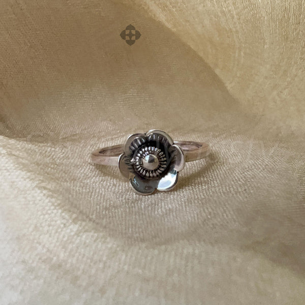 'Gorgeous' Silver Flower Band,925 Solid Sterling Silver Ring,