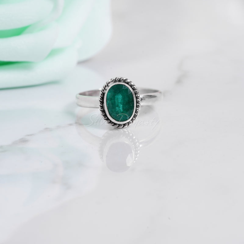 Buy Emerald green ring, Rectangle gemstone green onyx silver ring online at  aStudio1980.com